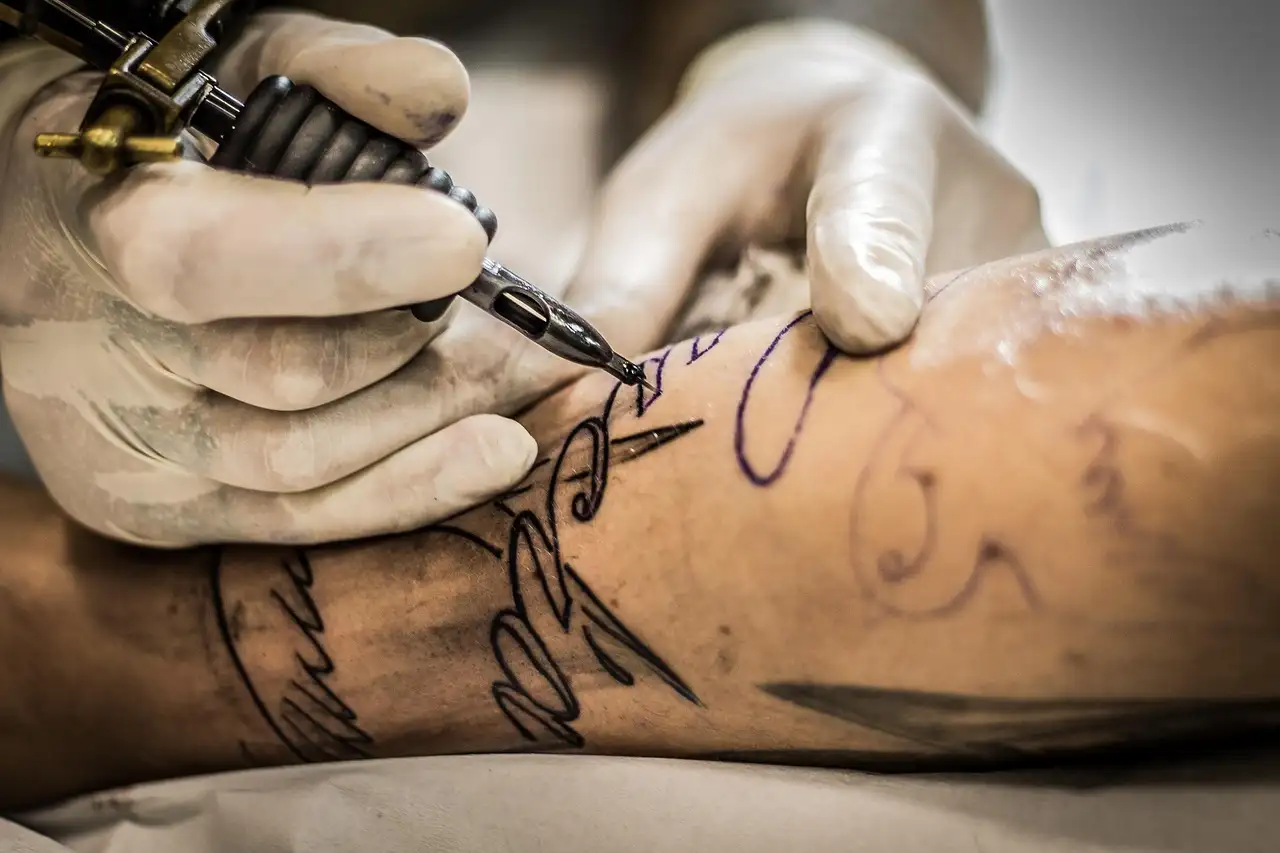Tattoo pols vlinder: inspiratie en ontwerpen